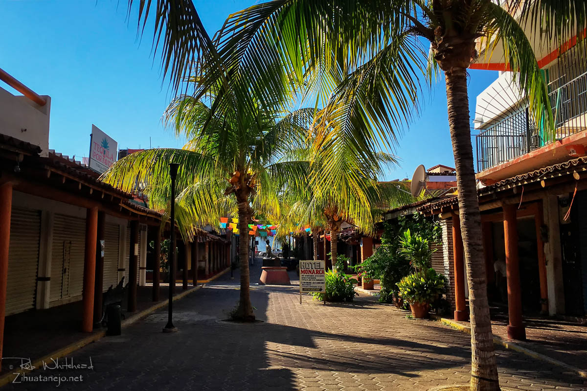 Calle Cuaht&eacute;moc
